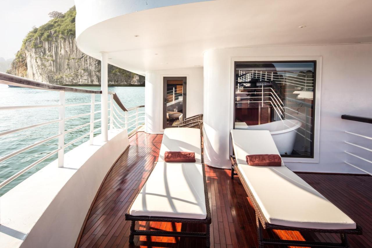Hotel Ambassador Cruise Halong Bay Ha Long Exterior foto