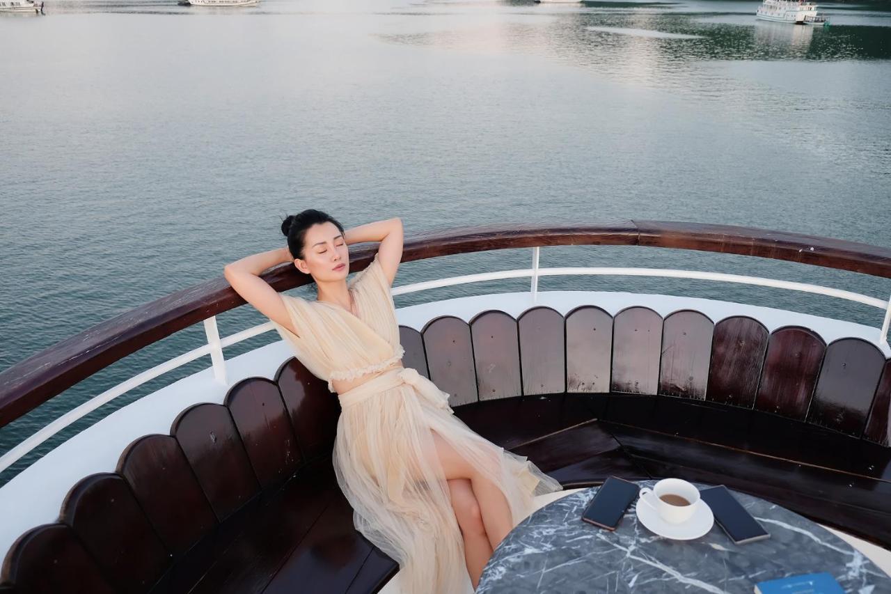 Hotel Ambassador Cruise Halong Bay Ha Long Exterior foto